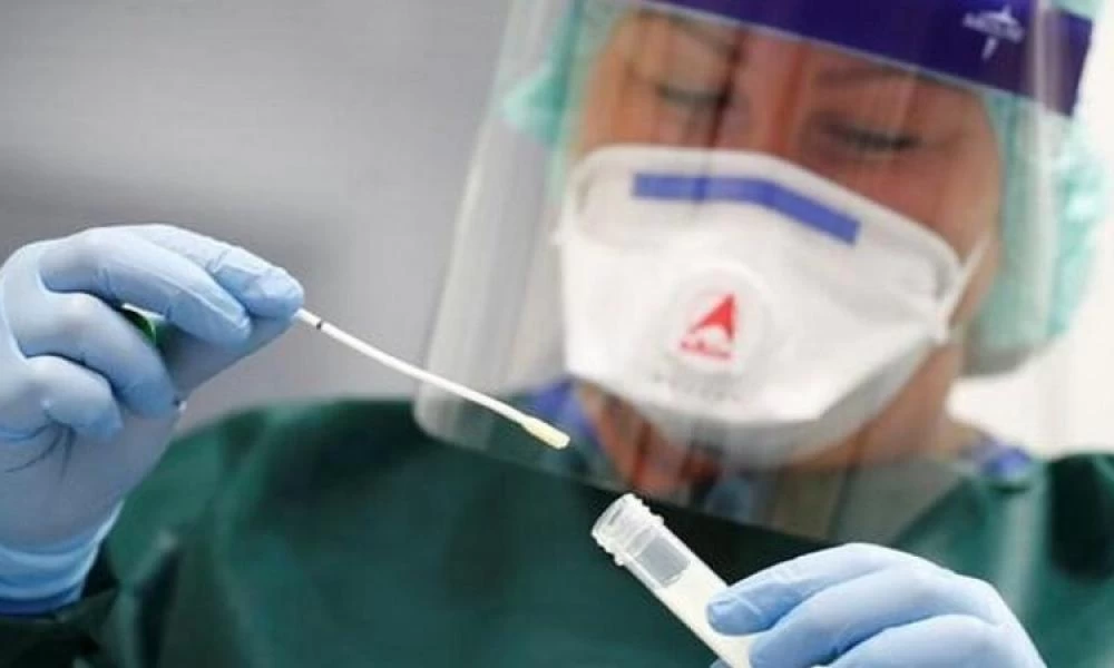 Κορωνοϊός: Τέλος το τεστ σε όλους - Πιο αυστηρά τα μέτρα